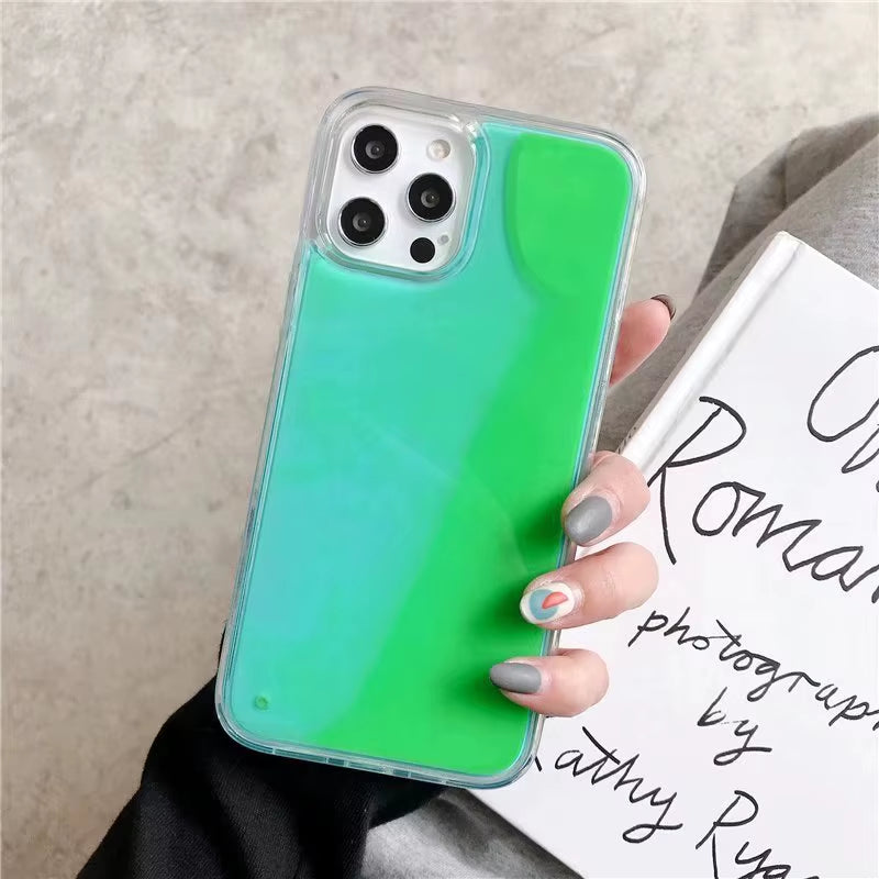 Elegant Luminous Quicksand Phone Case for iPhone 13, 14, 15, and 16 - Dynamic Flowing Glitter Design